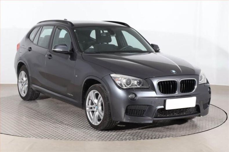 BMW X1 - hlavní foto