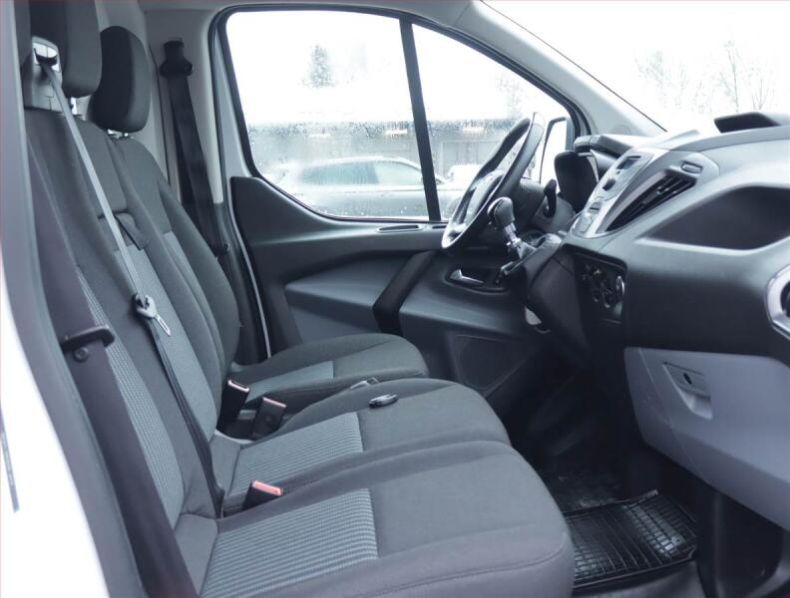 Ford Transit - hlavní fotka