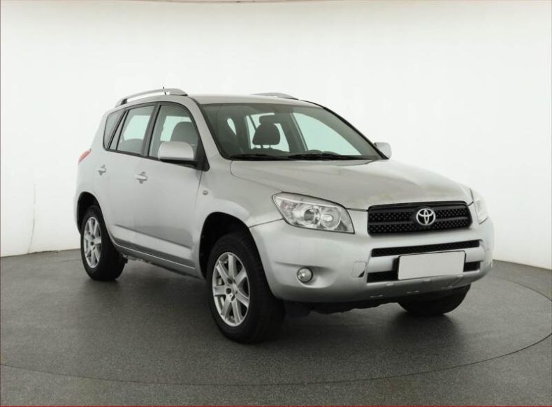 Toyota RAV 4 - hlavní fotka inzerátu
