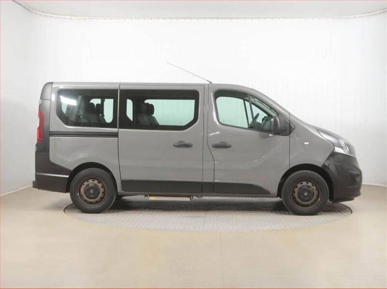 Opel Vivaro - hlavní fotka