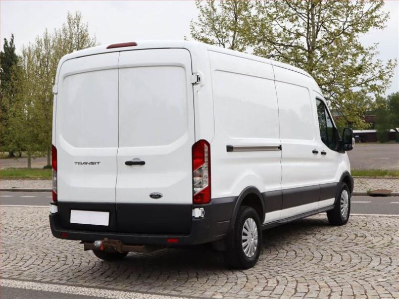 Ford Transit - hlavní fotka