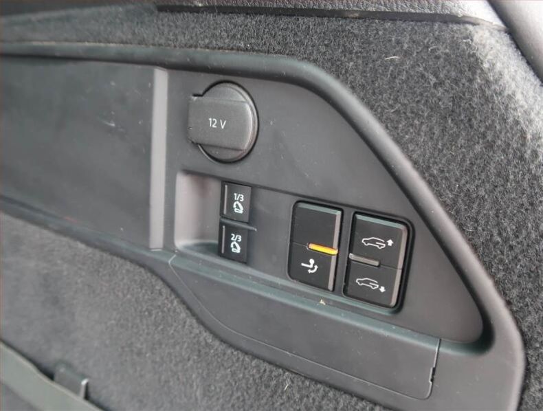 Volkswagen Touareg - hlavní fotka