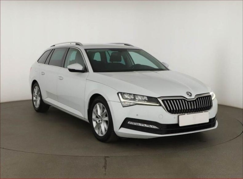 Škoda Superb - hlavní fotka