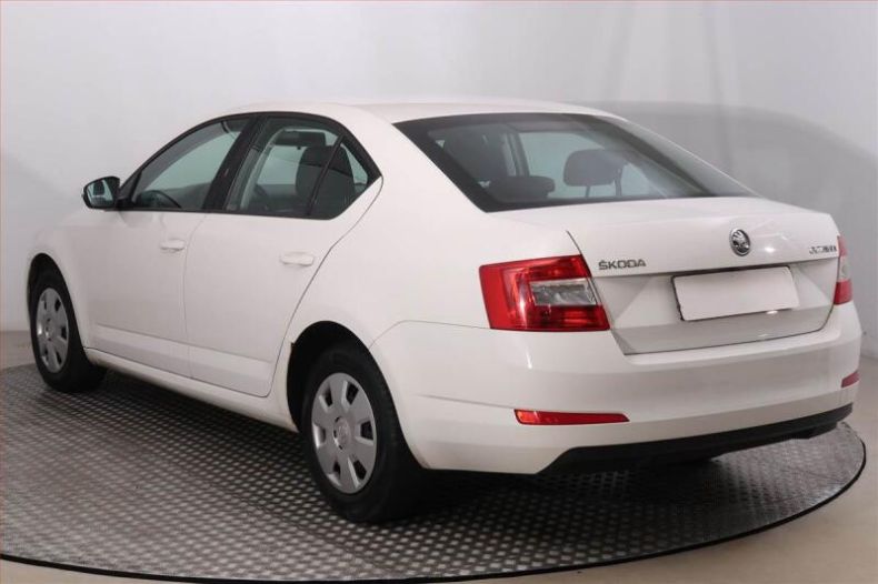 Škoda Octavia - hlavní fotka
