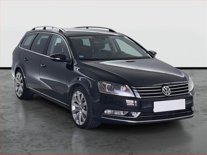 Volkswagen Passat - hlavní fotka inzerátu