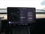 Tesla Model Y - fotka číslo 23