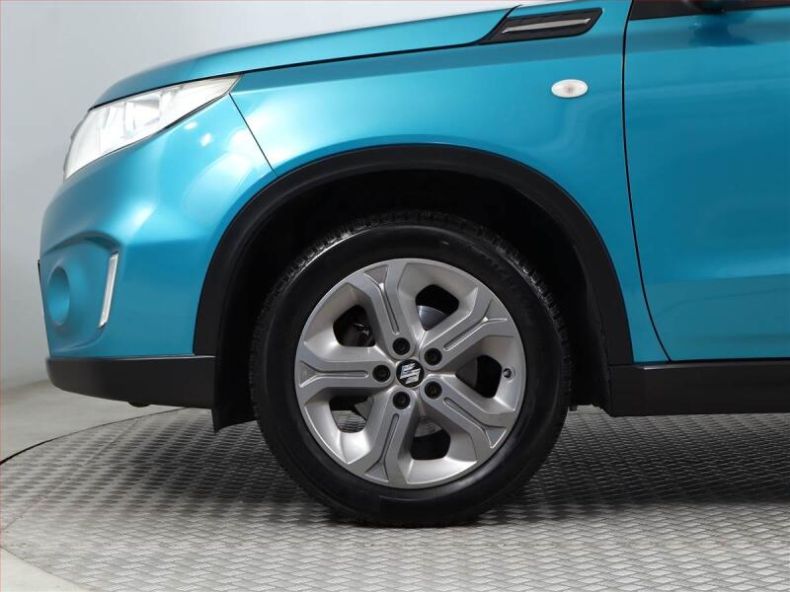 Suzuki Vitara - hlavní fotka