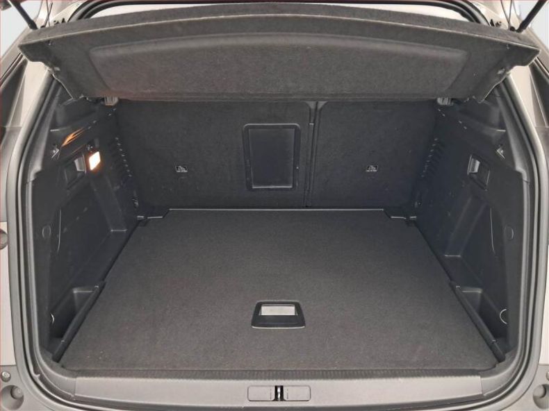 Peugeot 3008 - hlavní fotka