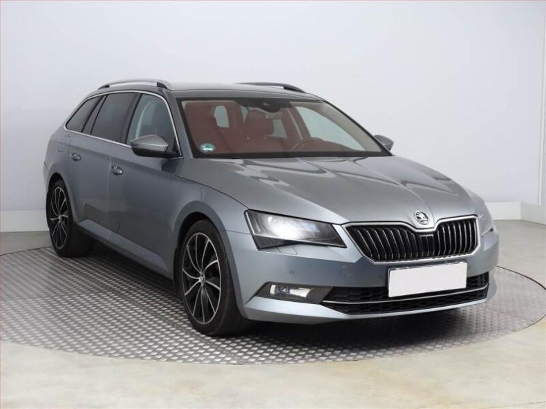 Škoda Superb - hlavní fotka inzerátu
