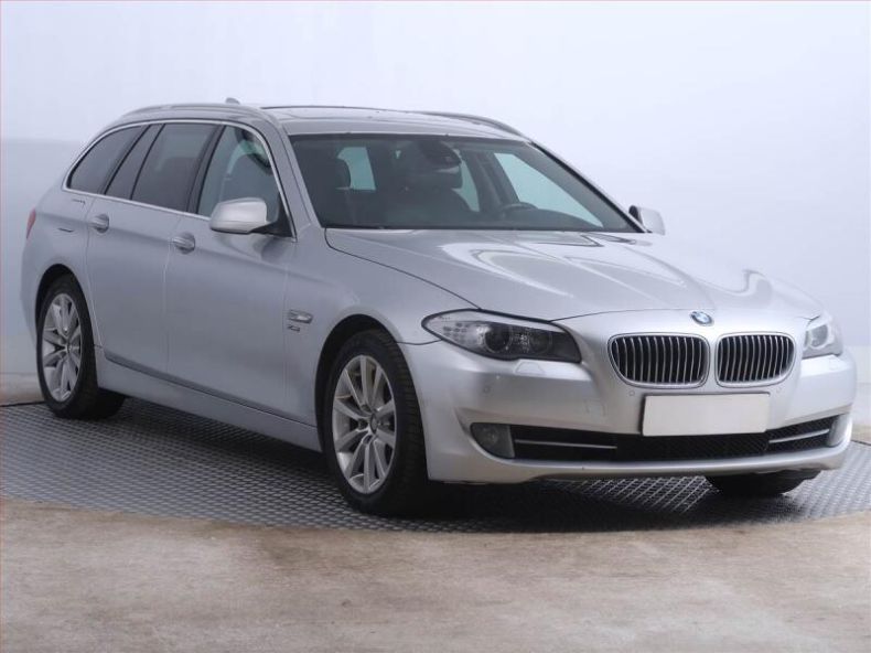 BMW Řada 5 - hlavní foto