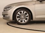 Volkswagen Passat - fotka číslo 14