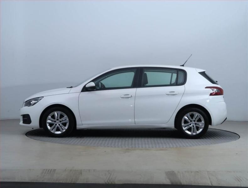 Peugeot 308 - hlavní fotka