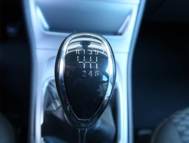 Opel Astra - hlavní fotka