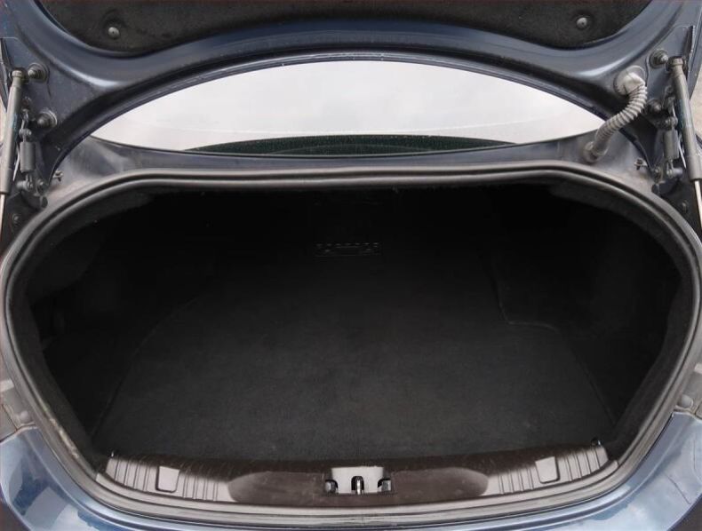 Jaguar XF - hlavní fotka