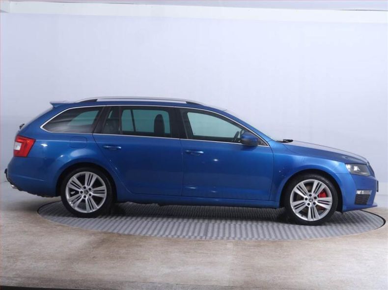 Škoda Octavia - hlavní fotka