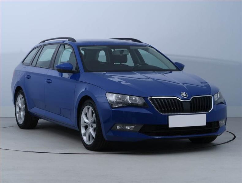 Škoda Superb - hlavní foto