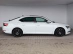 Škoda Superb - fotka číslo 5