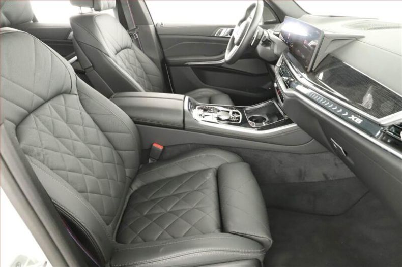 BMW X5 - hlavní fotka