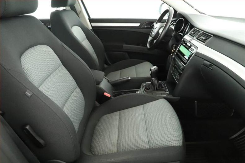 Škoda Superb - hlavní fotka