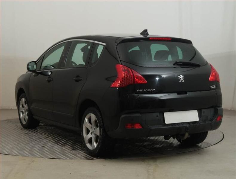Peugeot 3008 - hlavní fotka