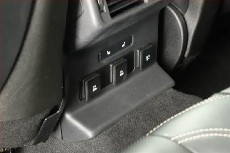 Land Rover Range Rover Velar - hlavní fotka