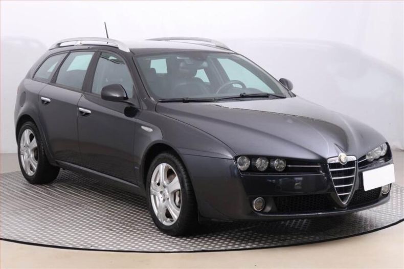 Alfa Romeo 159 - hlavní fotka
