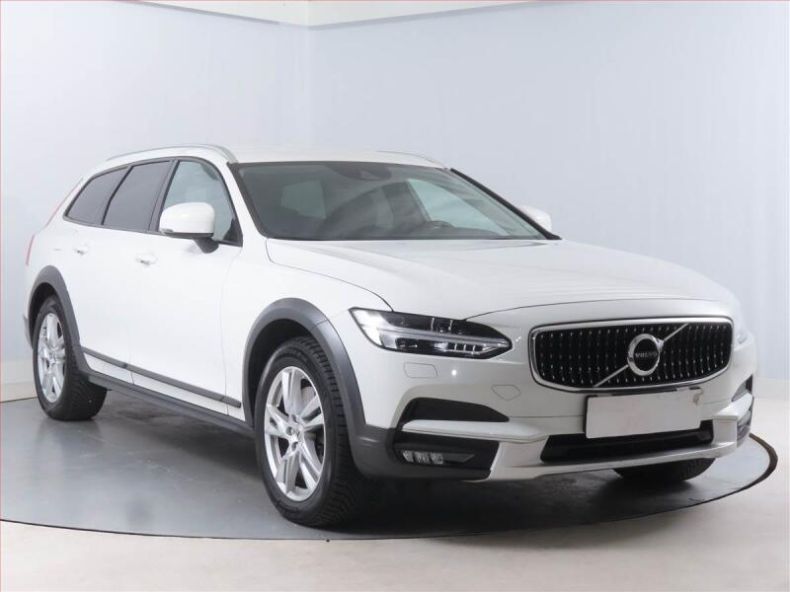 Volvo V90 - hlavní foto