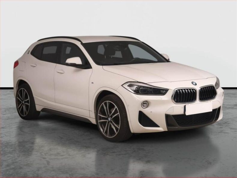 BMW X2 - hlavní foto