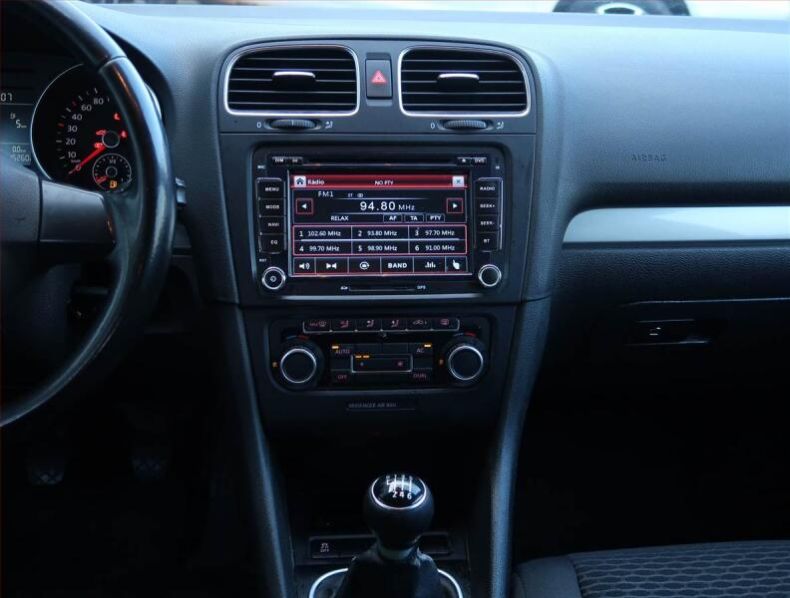 Volkswagen Golf - hlavní fotka