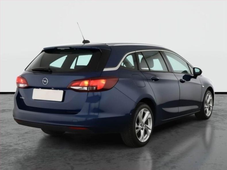 Opel Astra - hlavní fotka
