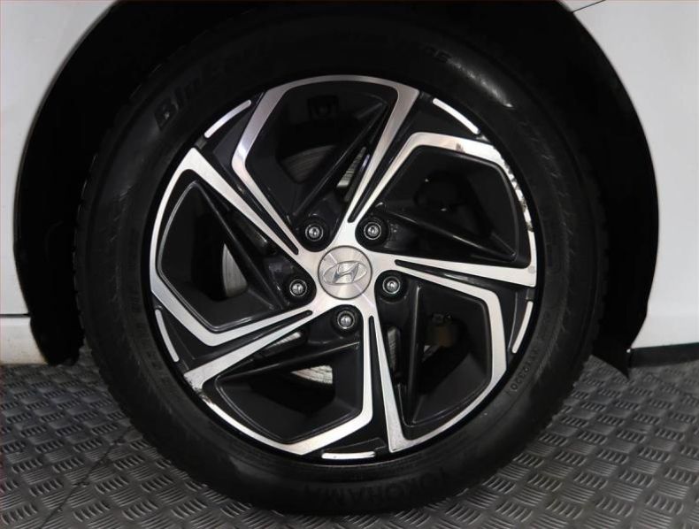 Hyundai i30 - hlavní fotka