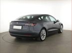 Tesla Model 3 - fotka číslo 4