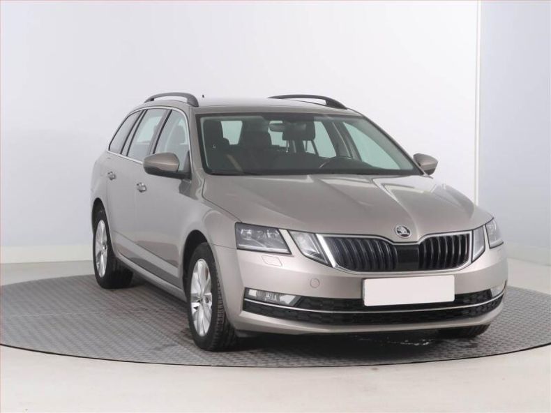 Škoda Octavia - hlavní foto