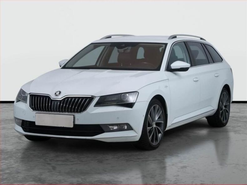 Škoda Superb - hlavní fotka
