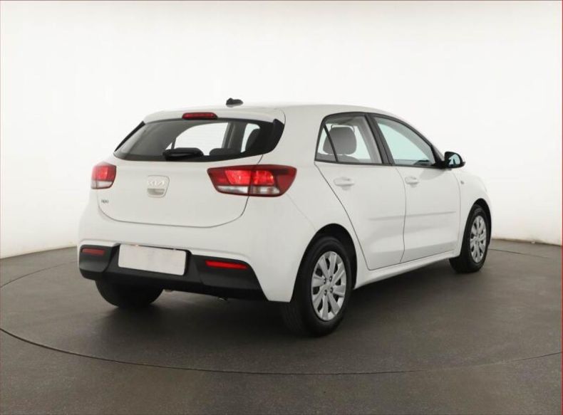 Kia Rio - hlavní fotka