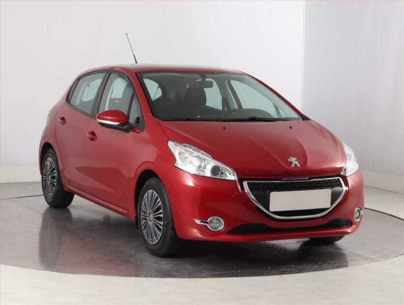 Peugeot 208 - hlavní foto
