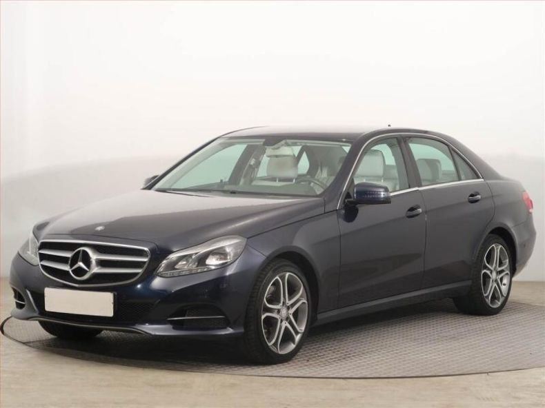 Mercedes Třída E - hlavní fotka