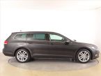Volkswagen Passat - fotka číslo 5