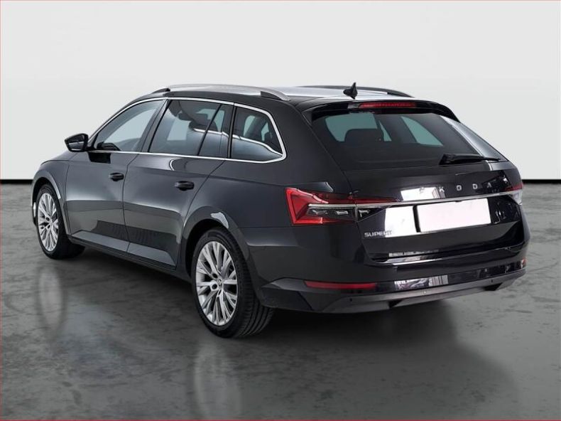Škoda Superb - hlavní fotka