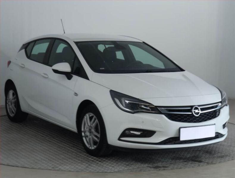 Opel Astra - hlavní foto