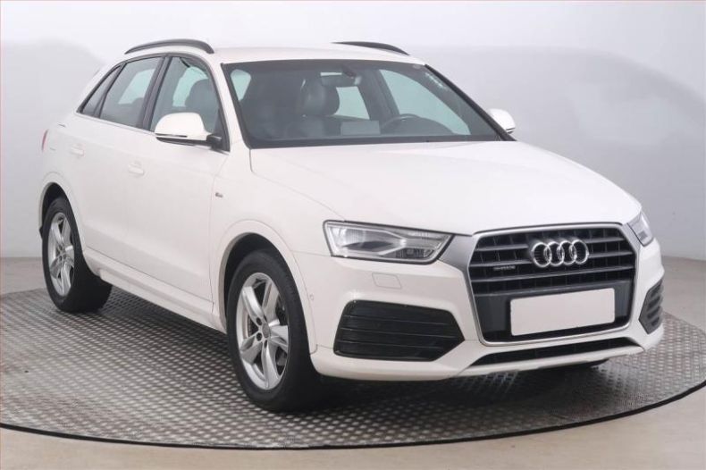Audi Q3 - hlavní fotka