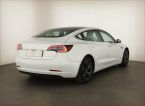 Tesla Model 3 - fotka číslo 4