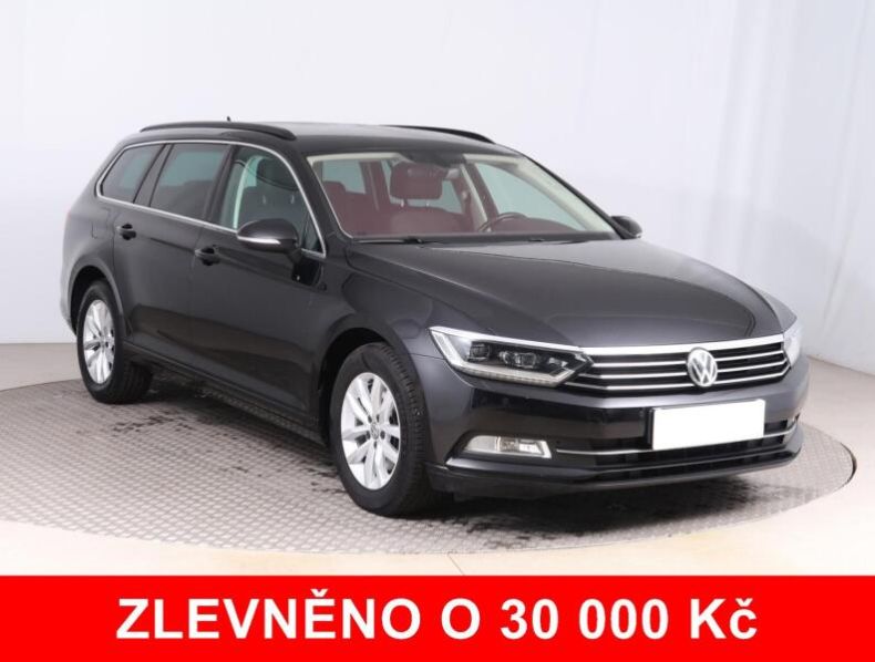 Volkswagen Passat - hlavní foto
