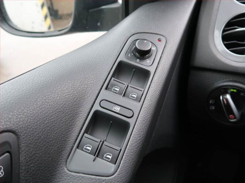 Volkswagen Tiguan - hlavní fotka inzerátu