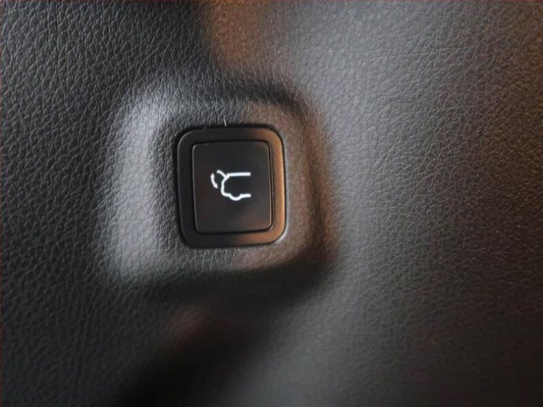 Jeep Compass - hlavní fotka