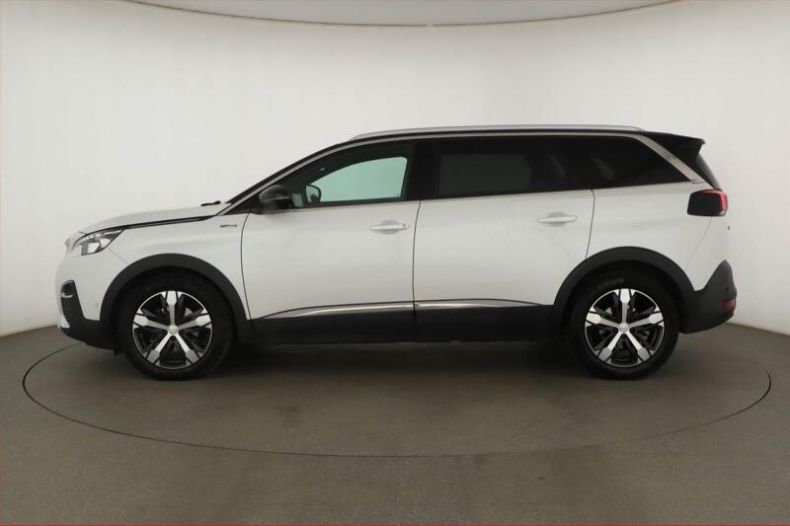 Peugeot 5008 - hlavní fotka