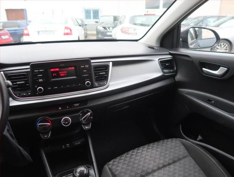 Kia Rio - hlavní fotka