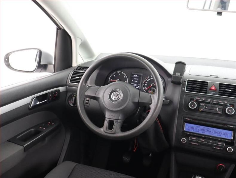 Volkswagen Touran - hlavní fotka