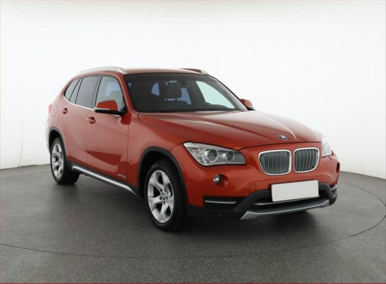 BMW X1 - hlavní foto