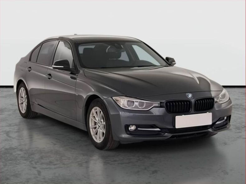 BMW Řada 3 - hlavní foto